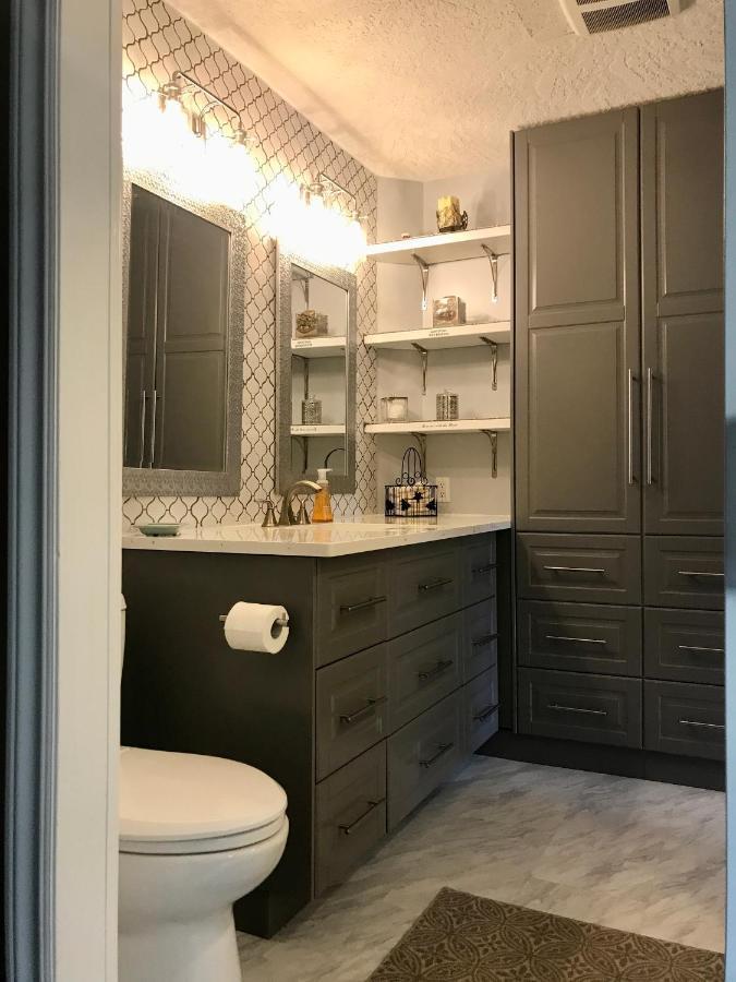Little Bear Garden View Suites-hummingbird * Royston